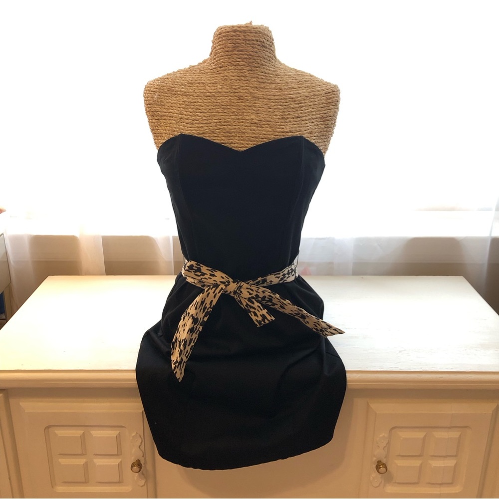 Adorable Forever 21 Mini Dress